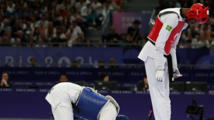 Henrique Marques avan&ccedil;a &agrave;s quartas de final no taekwondo em Paris