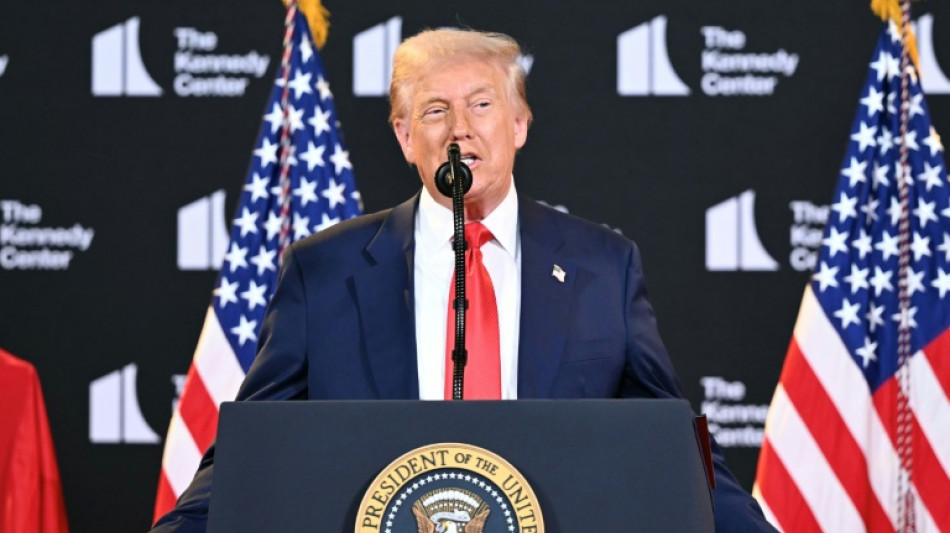 Trump elige a Stallone y Gloria Gaynor para los premios del Kennedy Center