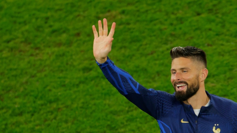 Mondial: Giroud-Lloris, axe record et &acirc;ge d'or