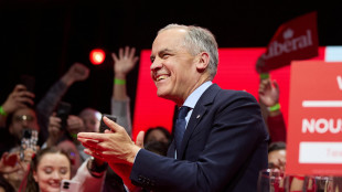 Canada, liberali in testa ma a -4 dalla maggioranza