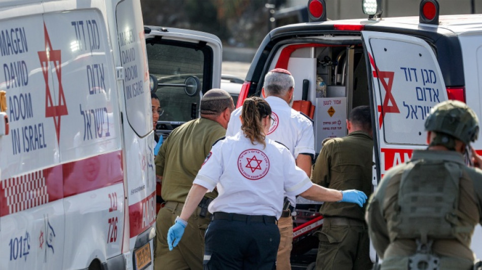  Netanyahu ordena 'fechamento total' da Cisjord&acirc;nia ap&oacute;s ataque  