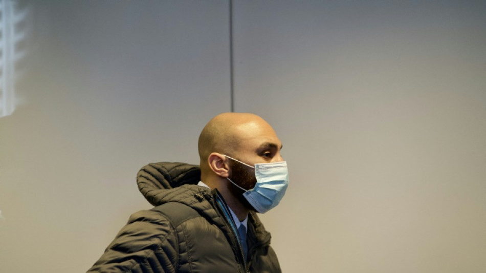 Otro expolic&iacute;a del caso Floyd deslinda responsabilidad ante tribunal en EEUU