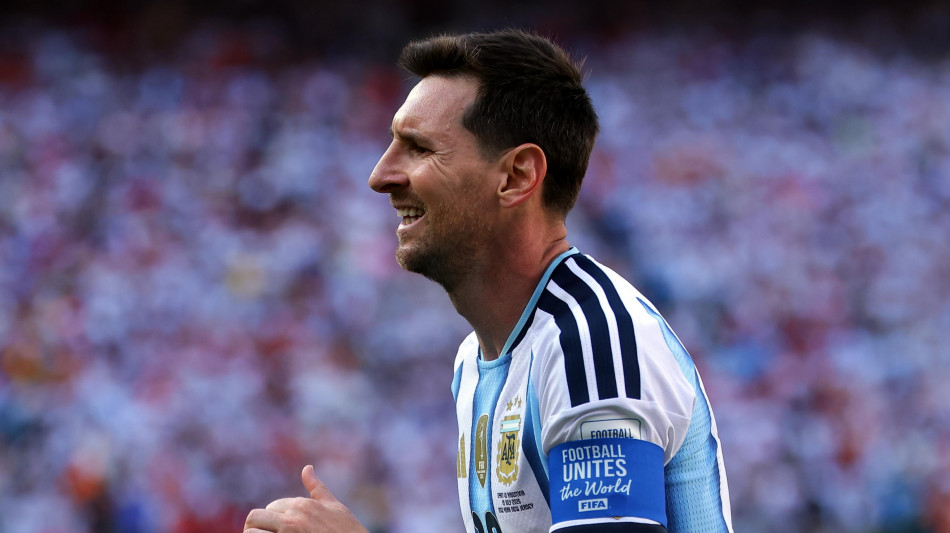  Calcio: il 6 ottobre la partita di addio di Messi con l'Argentina 