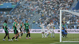 Buona la prima del Napoli, Sassuolo piegato in casa