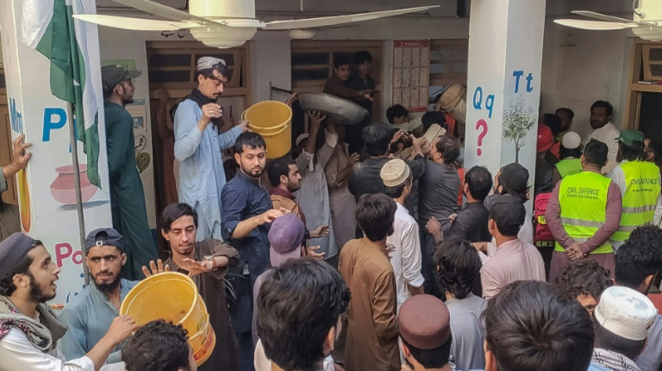  Pakistan: 27 enfants et un enseignant tu&eacute;s dans l'effondrement du toit de leur &eacute;cole 