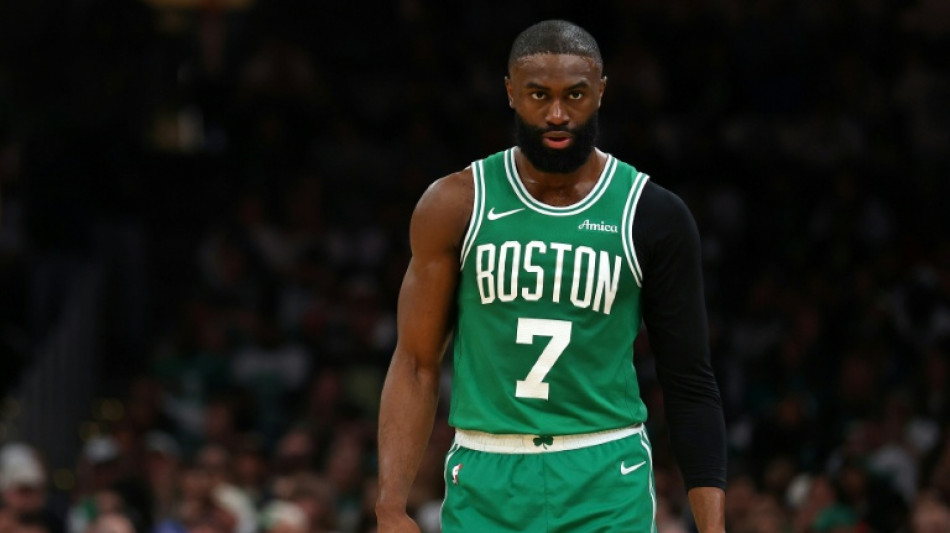  Celtics negociam Jaylen Brown com seus rivais Sixers 