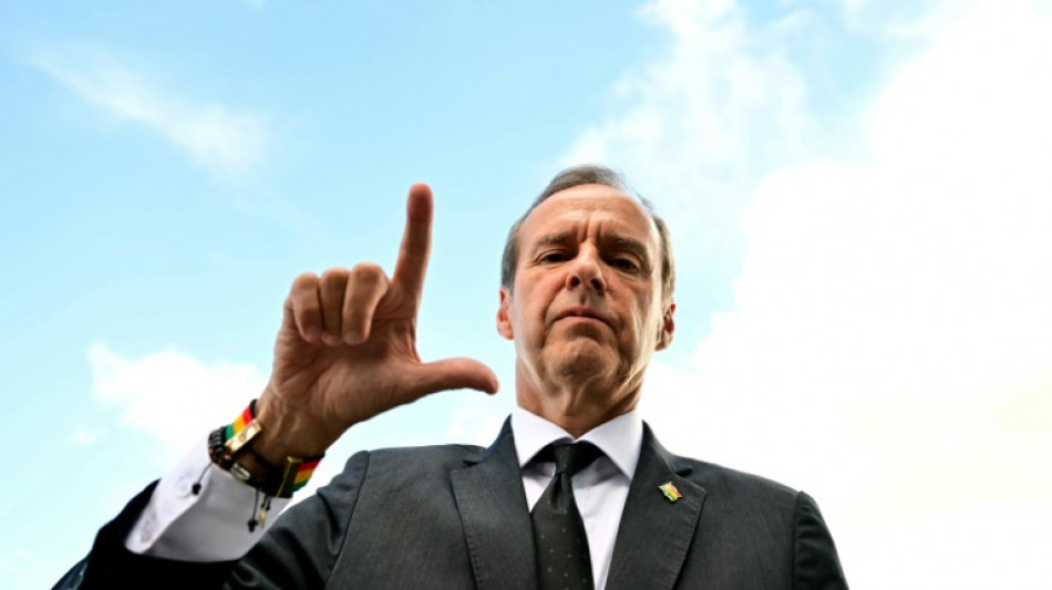 Bolivien: Zwei rechtsgerichtete Kandidaten rivalisieren in Stichwahl um Pr&auml;sidentenamt 