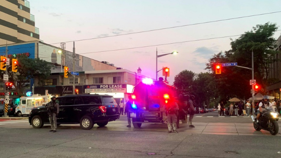 Zwei Tote bei Schusswechsel mitten auf Salsa-Festival in Toronto 