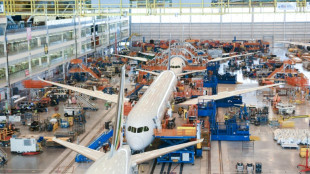 United Airlines passe une &eacute;norme commande d'avions gros-porteurs 787 &agrave; Boeing