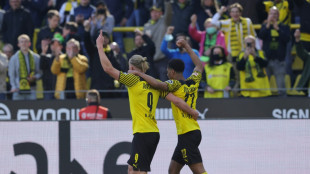 Wolfsburg &uuml;berfordert: BVB feiert Sch&uuml;tzenfest