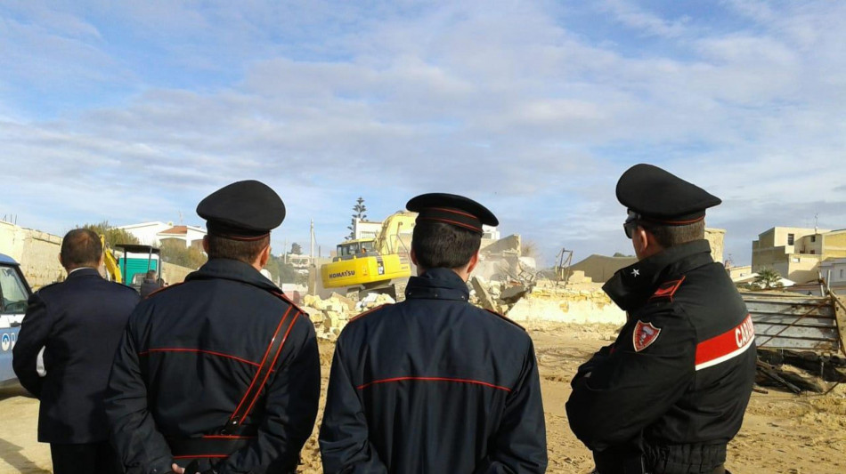  Istat, al Sud oltre 40 nuove case abusive ogni 100 autorizzate 