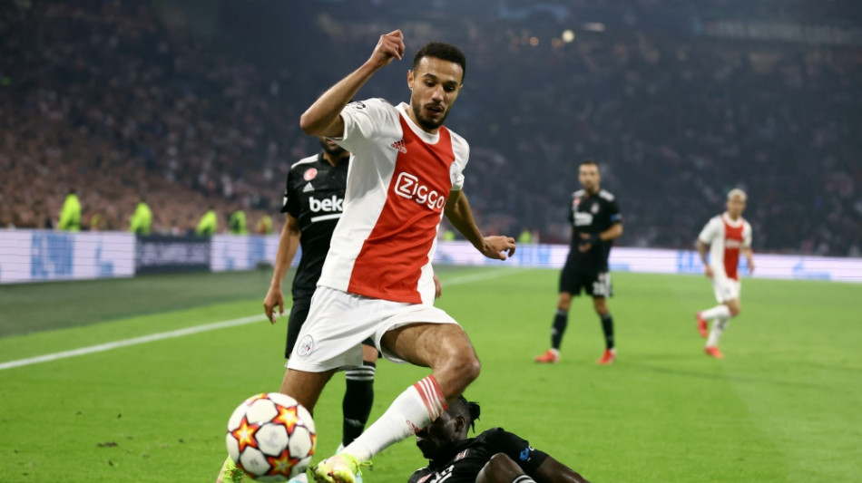 "Wir sind sehr gl&uuml;cklich": FC Bayern verpflichtet Mazraoui