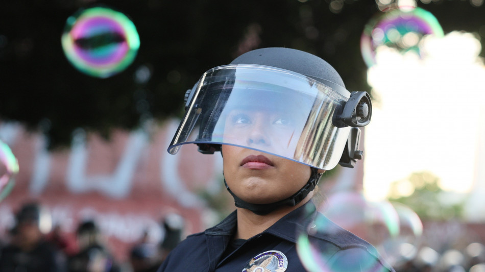 Trump, mander&ograve; i soldati ovunque ci saranno rivolte