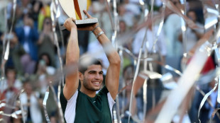 Tennis: Alcaraz s'offre &agrave; Madrid son 2e Masters 1000 en &eacute;crasant Zverev