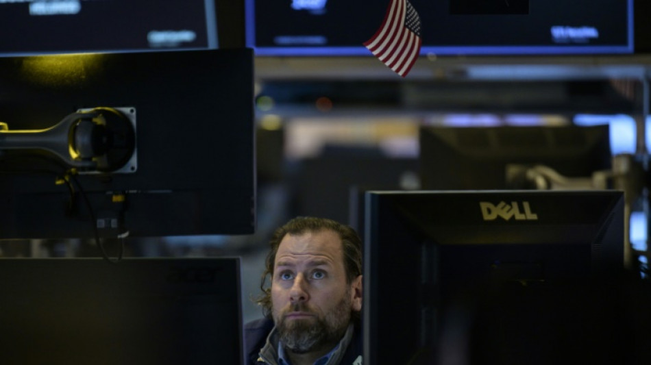 Wall Street termine en hausse, s&eacute;duite par la r&eacute;sistance de l'&eacute;conomie am&eacute;ricaine