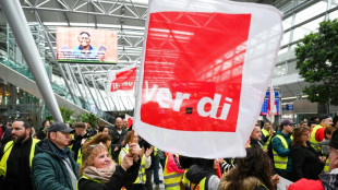 Tarifstreit im Einzelhandel: Besch&auml;ftigte protestieren - Arbeitgeber ern&uuml;chtert