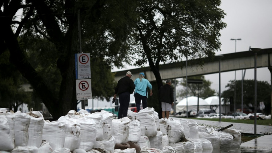 Los r&iacute;os aumentan su caudal en el sur de Brasil arrasado por las inundaciones
