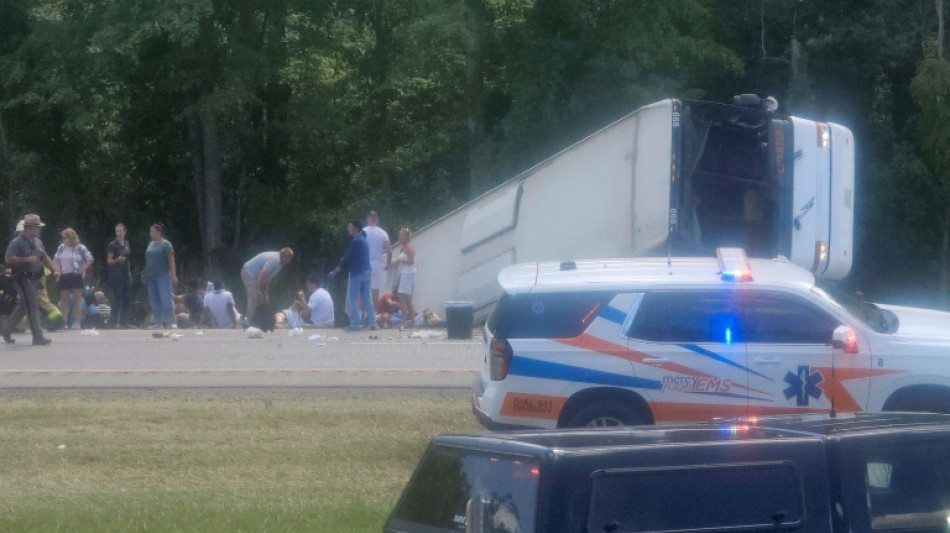 Cinco muertos en un accidente de autob&uacute;s tur&iacute;stico en el estado de Nueva York