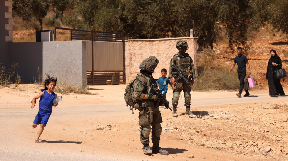  Media, Idf revoca ordine evacuazione a famiglie palestinesi assediate a Qusra 