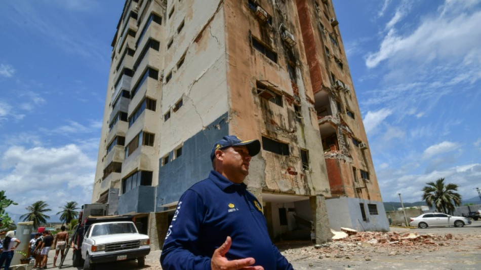  Aumentan a 589 los muertos en Venezuela, que acelera la b&uacute;squeda de supervivientes 
