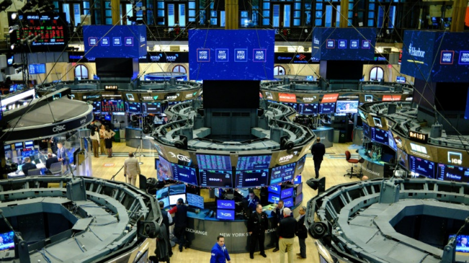 Moyen-Orient: la chute du p&eacute;trole salu&eacute;e par les Bourses mondiales