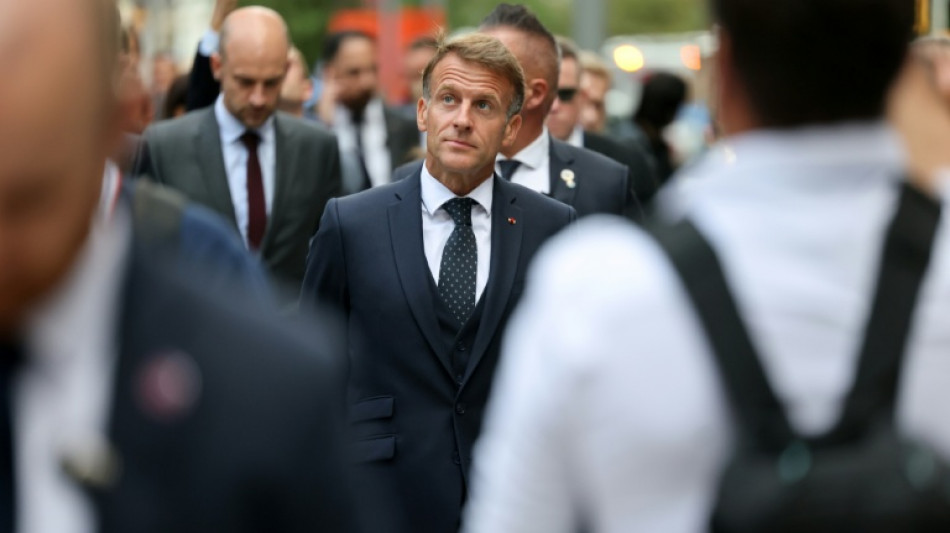 Macron propose plusieurs initiatives &agrave; Trump face &agrave; l'envol&eacute;e des prix du p&eacute;trole