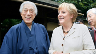 Morre aos 102 anos o grande mestre do chá japonês Sen Genshitsu