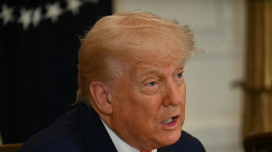 UE reage à ameaça de Trump de impor tarifas de 50%