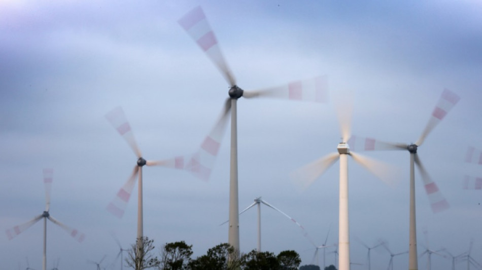 Union stimmt mit Gr&uuml;nen und SPD f&uuml;r Paket von Energiegesetzen