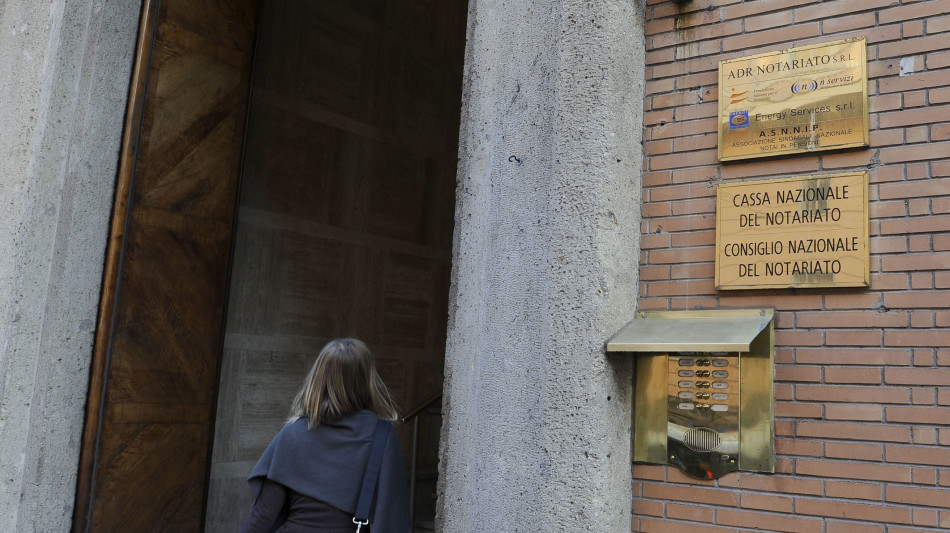 Aumentano le donazioni, per quelle immobiliari +6,8% nel 2024