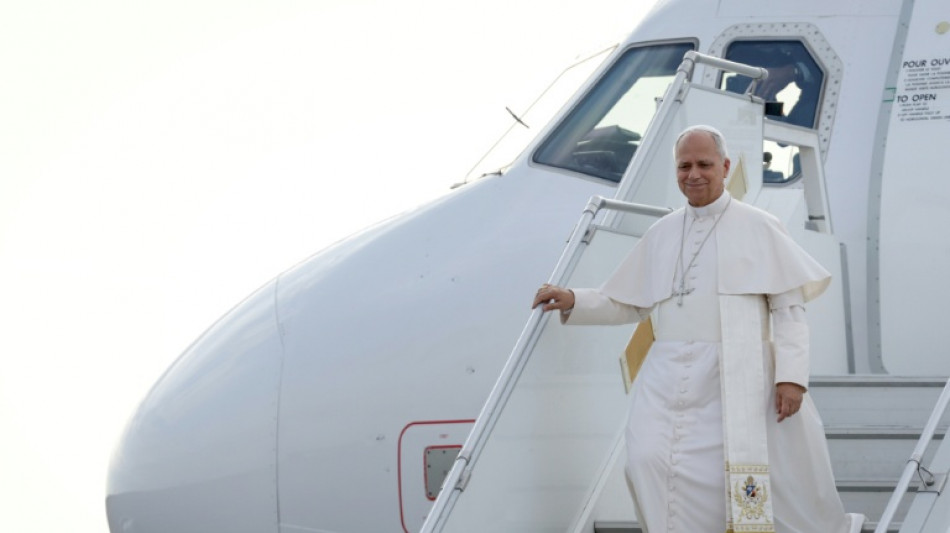  Papa Le&atilde;o XIV chega a Metz para um discurso sobre a paz na Europa 