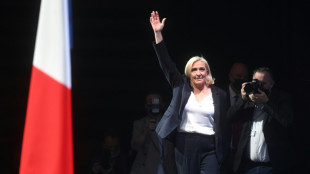 Les partisans de Le Pen fustigent "l'extr&eacute;misme" de Zemmour