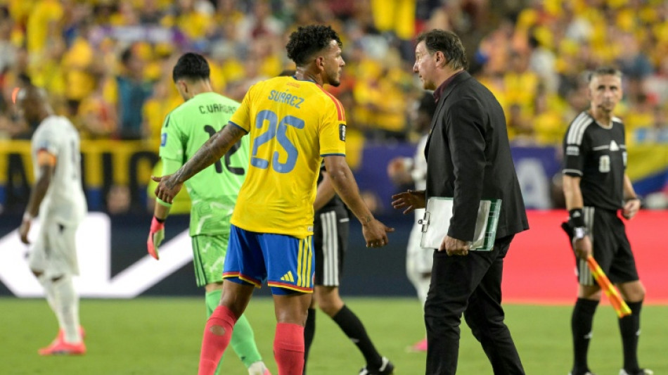  "Fizeram uma partida&ccedil;a", comemora t&eacute;cnico da Col&ocirc;mbia ap&oacute;s classifica&ccedil;&atilde;o para oitavas da Copa 