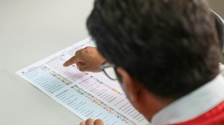  Perus Wahlgericht h&auml;lt an Termin f&uuml;r Pr&auml;sidentschaftsstichwahl fest - keine Neuwahl in Lima 