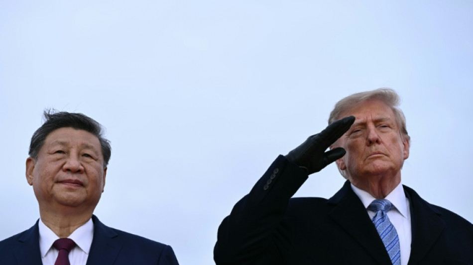  Trump re&ccedil;oit Xi avec des &eacute;gards exceptionnels 