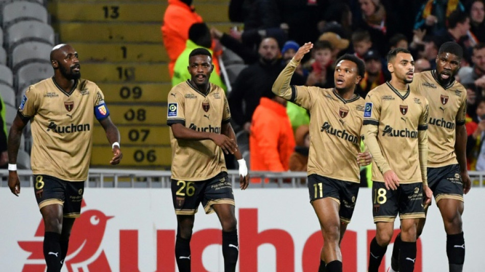 L1: fin de s&eacute;rie pour le PSG, battu &agrave; Lens