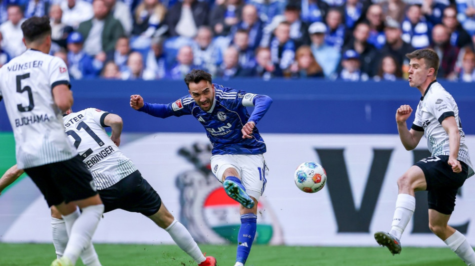  Souver&auml;ner Sieg gegen M&uuml;nster: Schalker Aufstieg r&uuml;ckt n&auml;her  