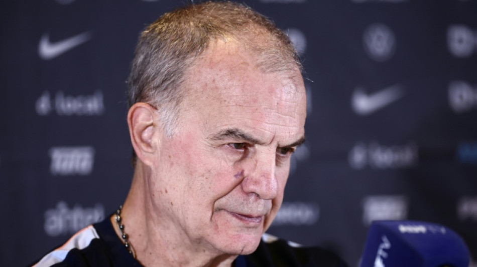  Bielsa, ante el test de Wembley tras la goleada sufrida en Estados Unidos 