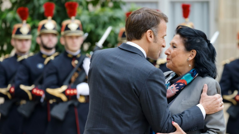 Macron empf&auml;ngt Staatschefs franz&ouml;sischsprachiger L&auml;nder