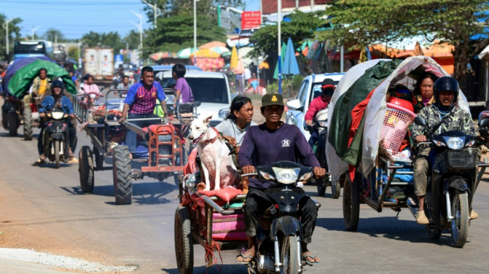 Cambodge: plus de 500.000 d&eacute;plac&eacute;s suite au conflit avec la Tha&iuml;lande, selon Phnom Penh