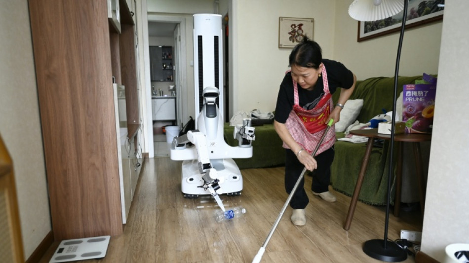 Les robots de m&eacute;nage dot&eacute;s d'IA quittent les labos pour les salons chinois 