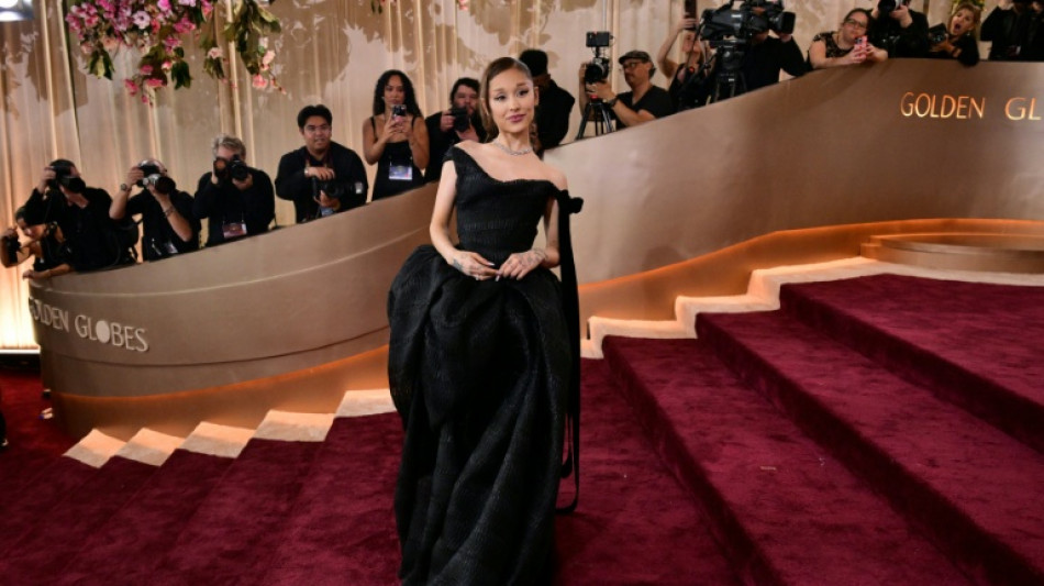 Globes red carpet: chic black, naked dresses and a bit of politics