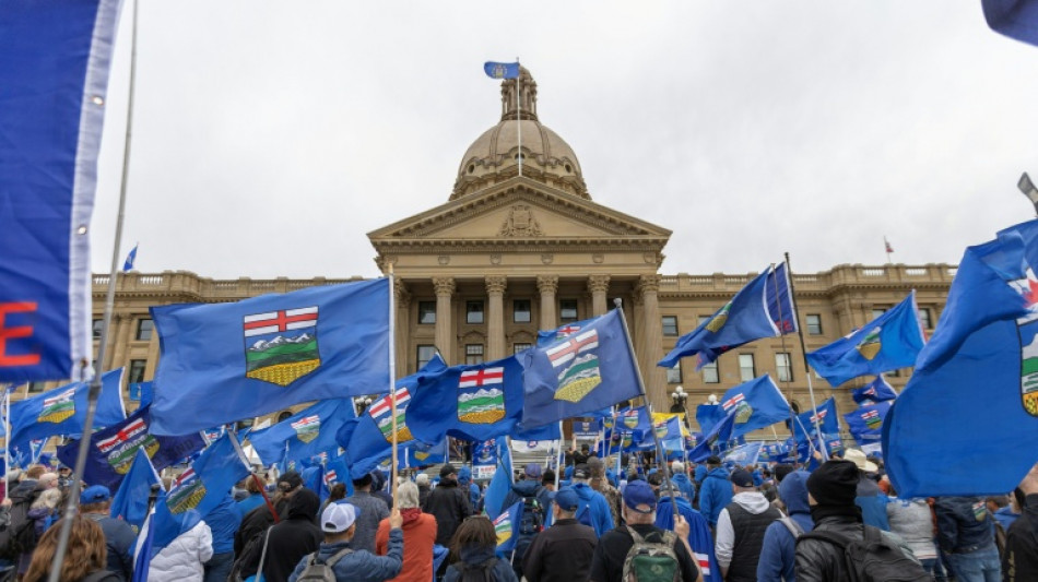  Prov&iacute;ncia de Alberta realiza vota&ccedil;&atilde;o decisiva para unidade do Canad&aacute; 