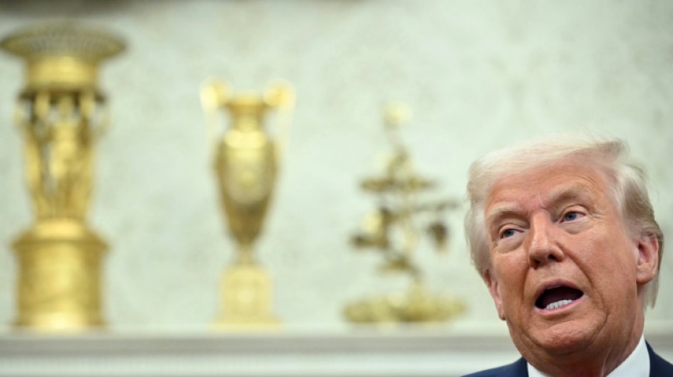 Dorures et provocation: Trump fait le Bureau ovale &agrave; son image