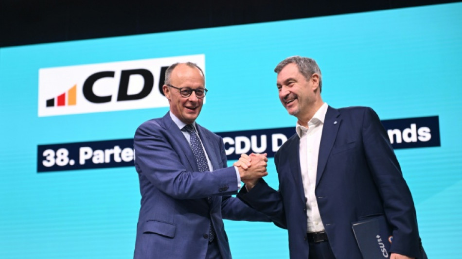  CDU ringt um Profil: Parteitag sucht Distanz zu SPD - bleibt aber vielfach vage 