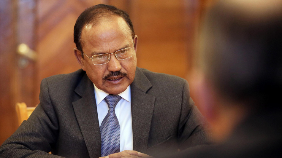 Media indiani, consigliere alla sicurezza Doval volato a Mosca