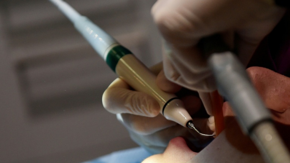  Tarifs mal affich&eacute;s, devis irr&eacute;guliers: des "manquements" relev&eacute;s chez plus de 400 m&eacute;decins, dentistes et cabinets de groupe 