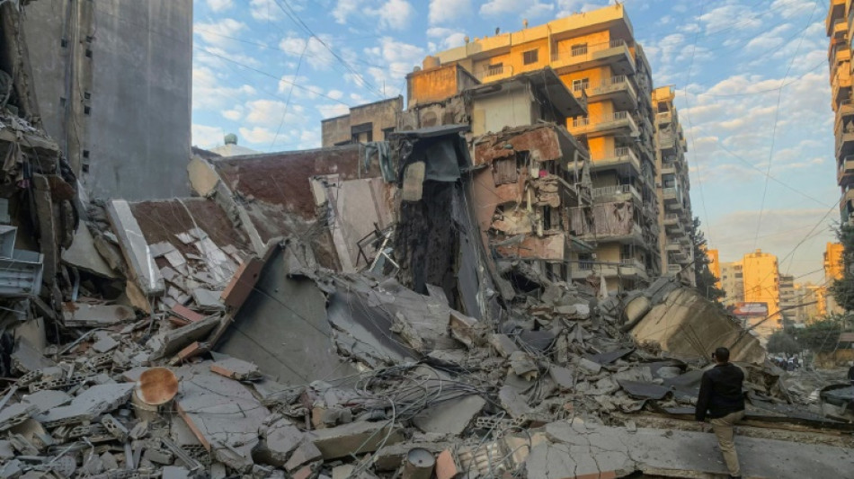 Israel volta a bombardear redutos do Hezbollah no L&iacute;bano