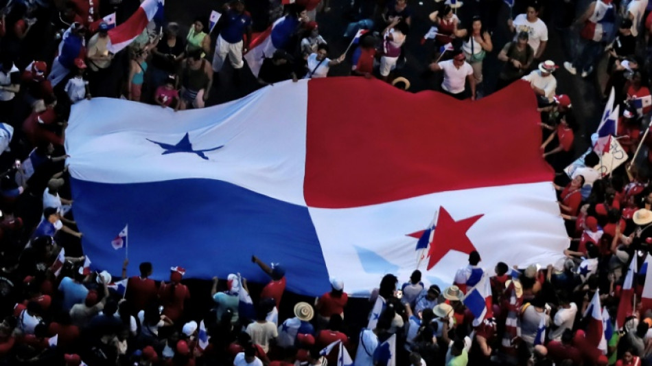 EUA pede que Panam&aacute; tire bandeira de navios usados pelo Ir&atilde; para evitar san&ccedil;&otilde;es