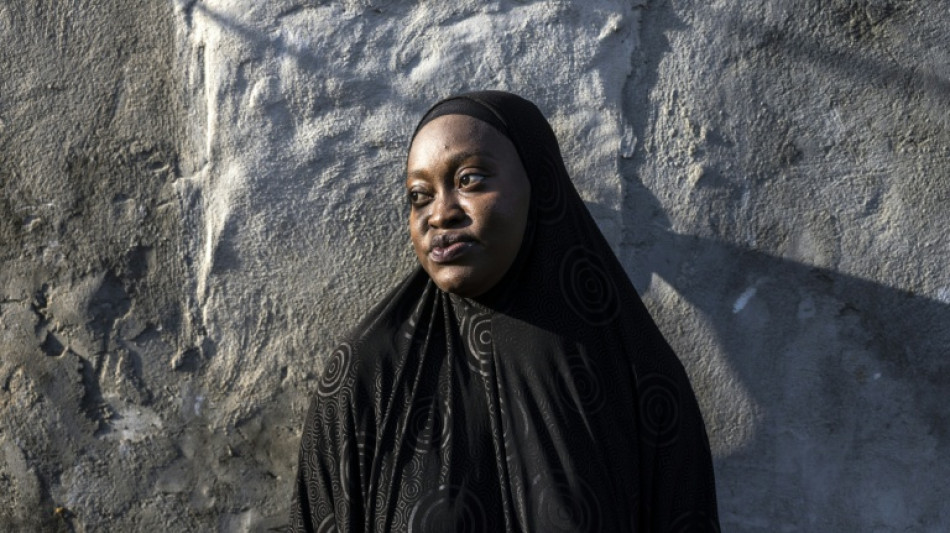 "Je les ai suppli&eacute;s": une m&egrave;re guin&eacute;enne expuls&eacute;e du B&eacute;larus sans son b&eacute;b&eacute;